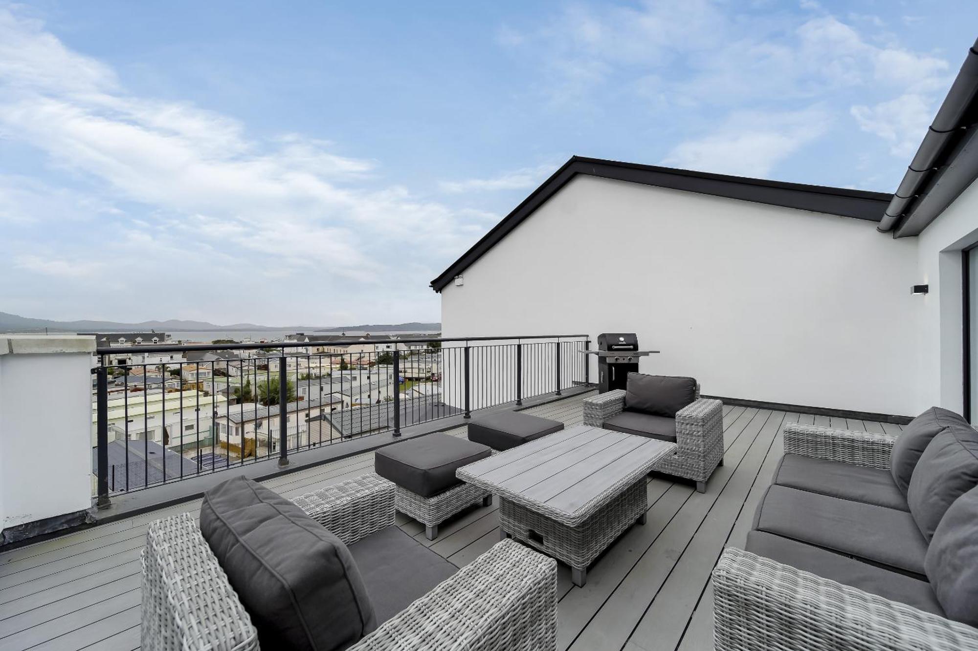 Bayview Luxury 3 Bedroom Apartment First Floor ダウニングス エクステリア 写真